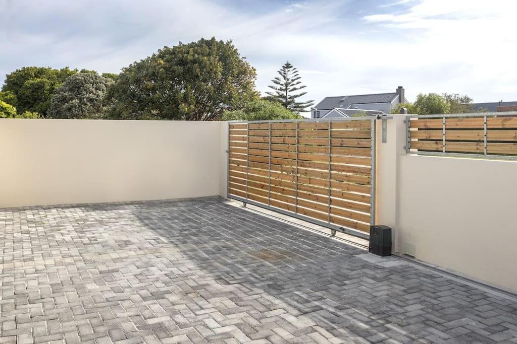 Mountain And Sea Cottage Hermanus Luaran gambar
