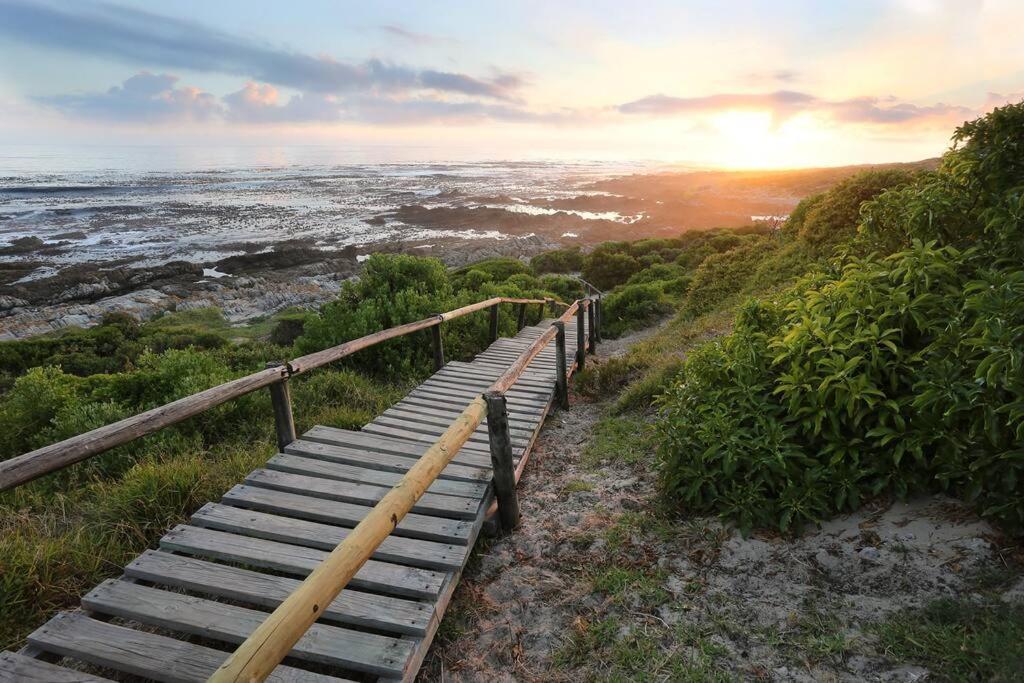 Mountain And Sea Cottage Hermanus Luaran gambar