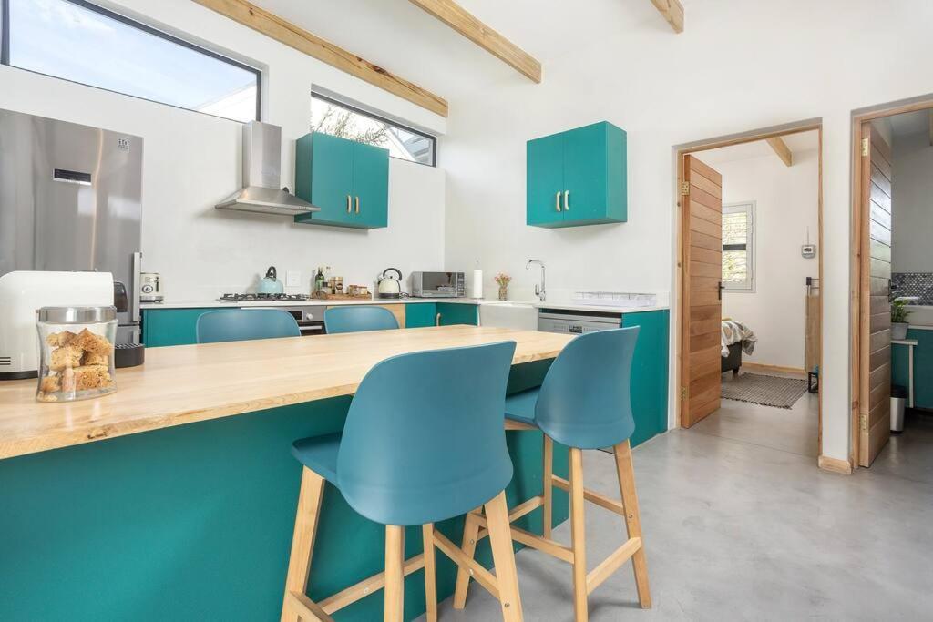 Mountain And Sea Cottage Hermanus Luaran gambar